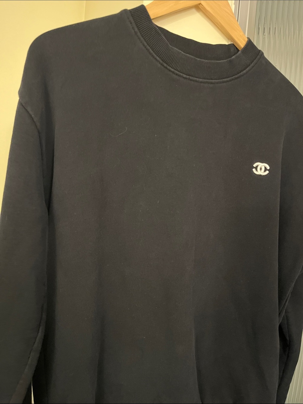 Chanel Uniform Logo Sweatshirt. Embroidered Chanel logo, Rubber Chanel appliqué - Picture 12 of 13